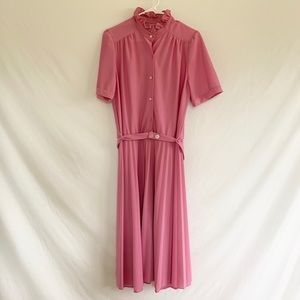Vintage 70s Pink Short Sleeve Mock Pleated Dress